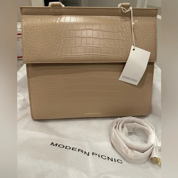 Modern Picnic The Large Luncher in Tan Croc Vegan Leather NWT - Picture 2 of 9